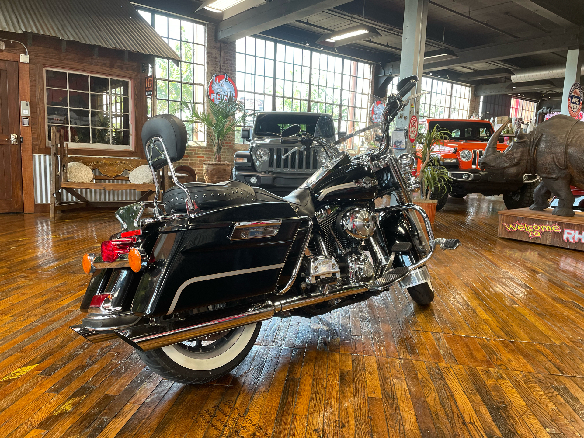 2003 Harley-Davidson FLHR/FLHRI Road King® in Laurel, Mississippi - Photo 2