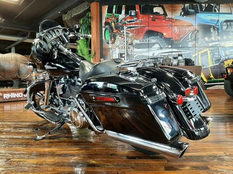 2018 Harley-Davidson Street Glide® in Laurel, Mississippi - Photo 4