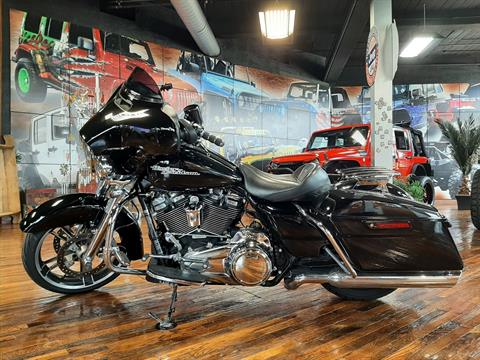 2018 Harley-Davidson Street Glide® in Laurel, Mississippi - Photo 5