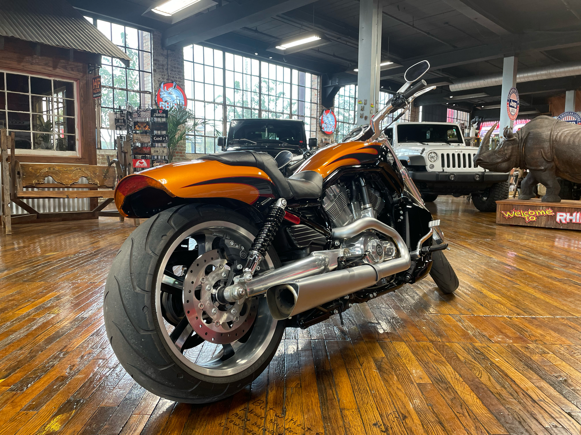 2014 Harley-Davidson V-Rod Muscle® in Laurel, Mississippi - Photo 2