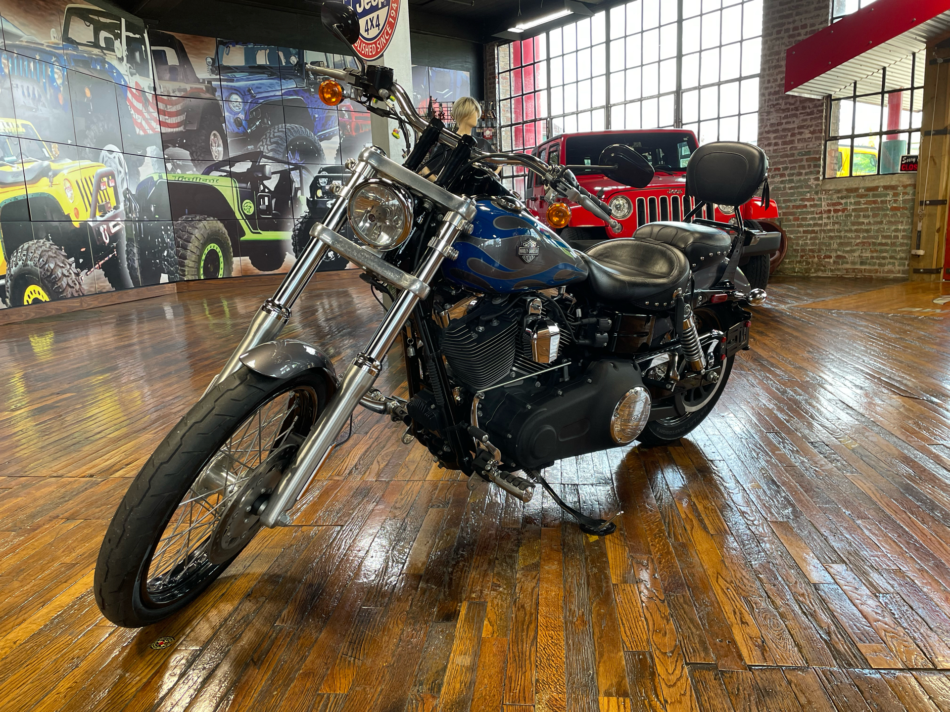 2014 Harley-Davidson Dyna® Wide Glide® in Laurel, Mississippi - Photo 6