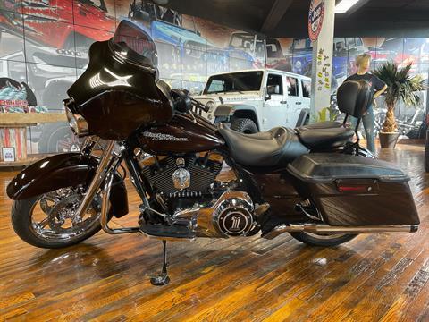 2011 Harley-Davidson Street Glide® in Laurel, Mississippi - Photo 5