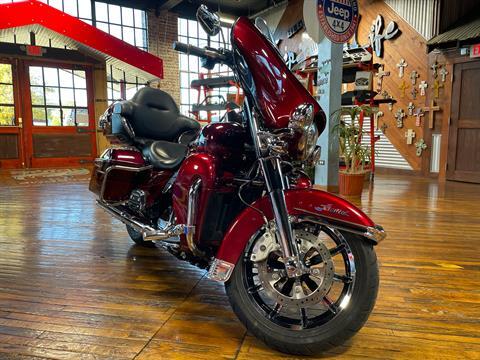 2017 Harley-Davidson Ultra Limited in Laurel, Mississippi - Photo 8