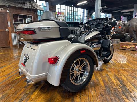 2018 Harley-Davidson Tri Glide® Ultra in Laurel, Mississippi - Photo 2