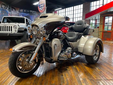 2018 Harley-Davidson Tri Glide® Ultra in Laurel, Mississippi - Photo 6