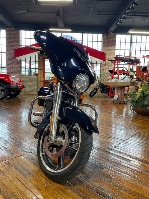 2019 Harley-Davidson Street Glide® in Laurel, Mississippi - Photo 7