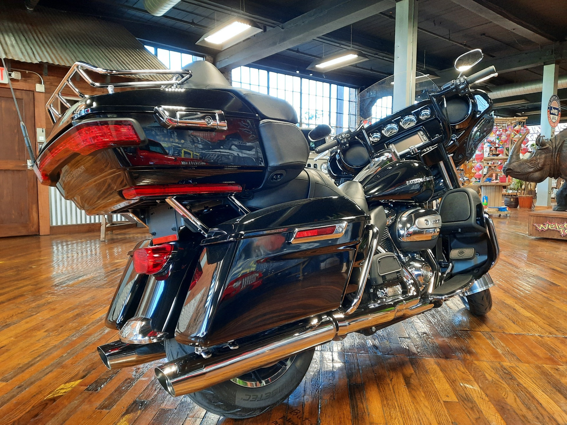 2018 Harley-Davidson Ultra Limited in Laurel, Mississippi - Photo 2