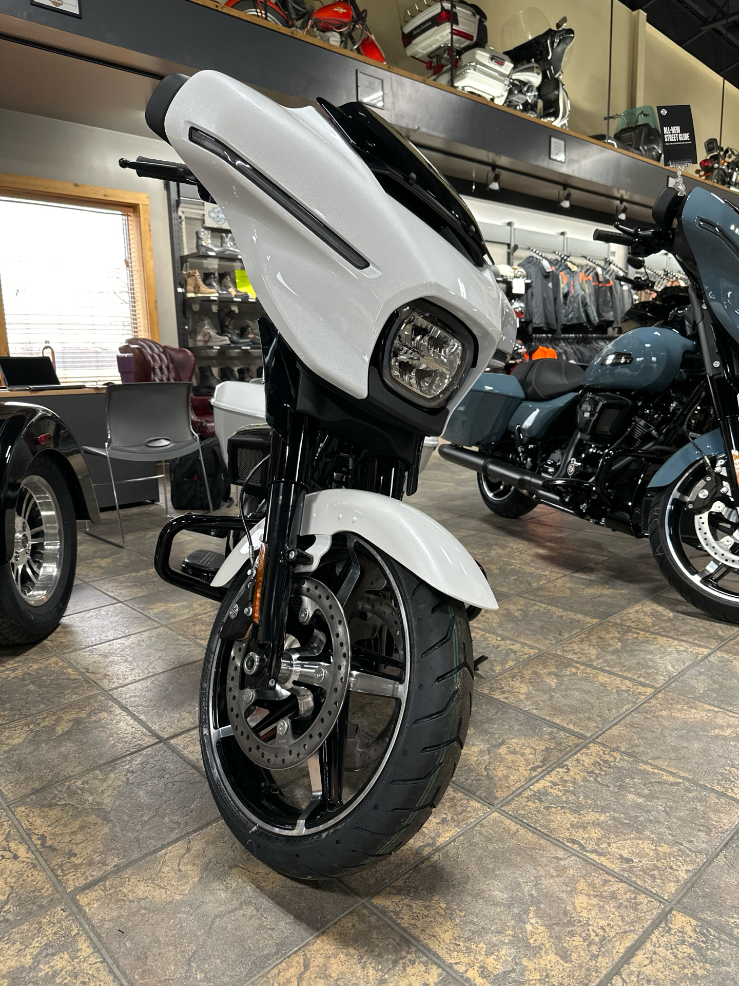 2024 Harley-Davidson Street Glide® in Tecumseh, Michigan - Photo 2