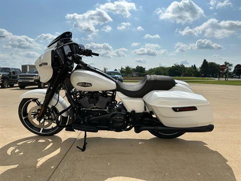 2024 Harley-Davidson Street Glide® in Tecumseh, Michigan - Photo 5