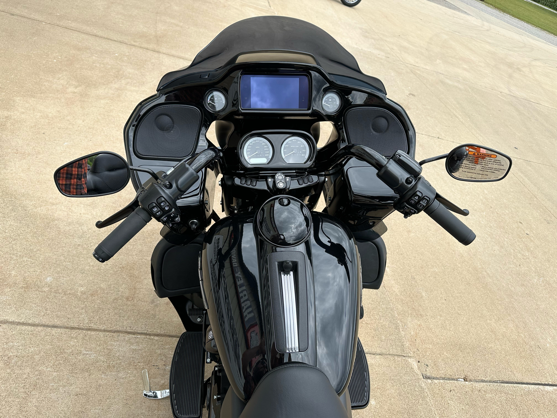 2024 Harley-Davidson Road Glide® Limited in Tecumseh, Michigan - Photo 6