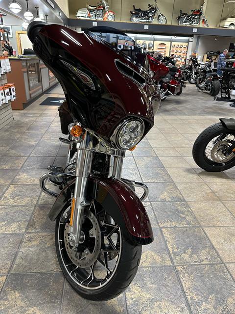 2022 Harley-Davidson Street Glide® Special in Tecumseh, Michigan - Photo 2