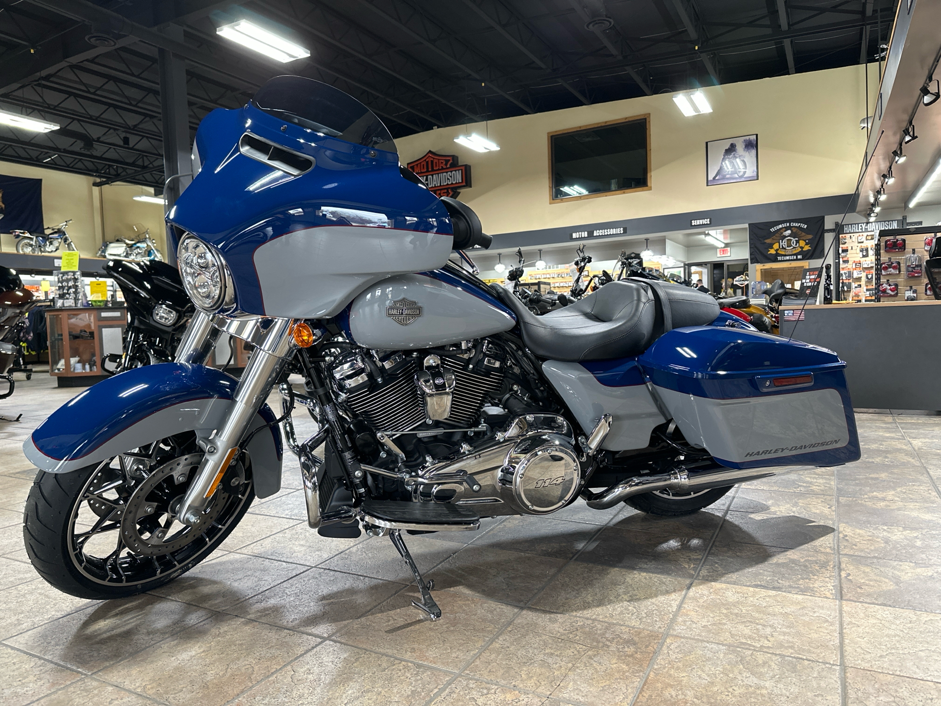 2023 Harley-Davidson Street Glide® Special in Tecumseh, Michigan - Photo 5