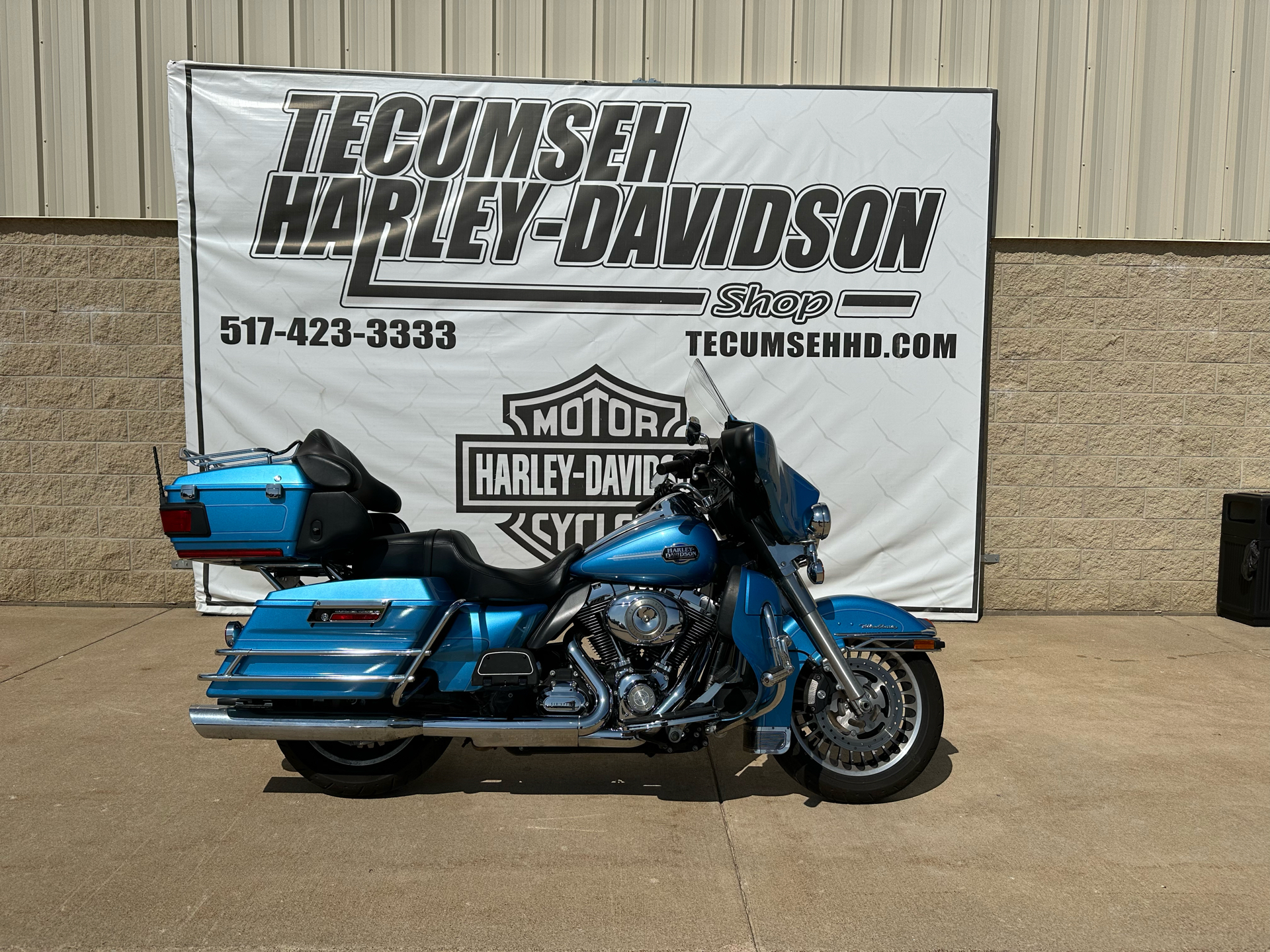 2011 Harley-Davidson Ultra Classic® Electra Glide® in Tecumseh, Michigan - Photo 1