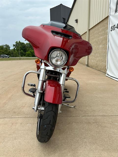 2018 Harley-Davidson Street Glide® in Tecumseh, Michigan - Photo 4