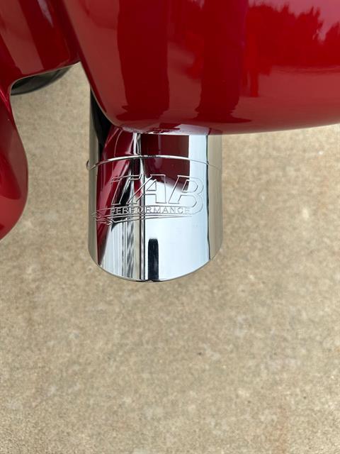 2018 Harley-Davidson Street Glide® in Tecumseh, Michigan - Photo 7