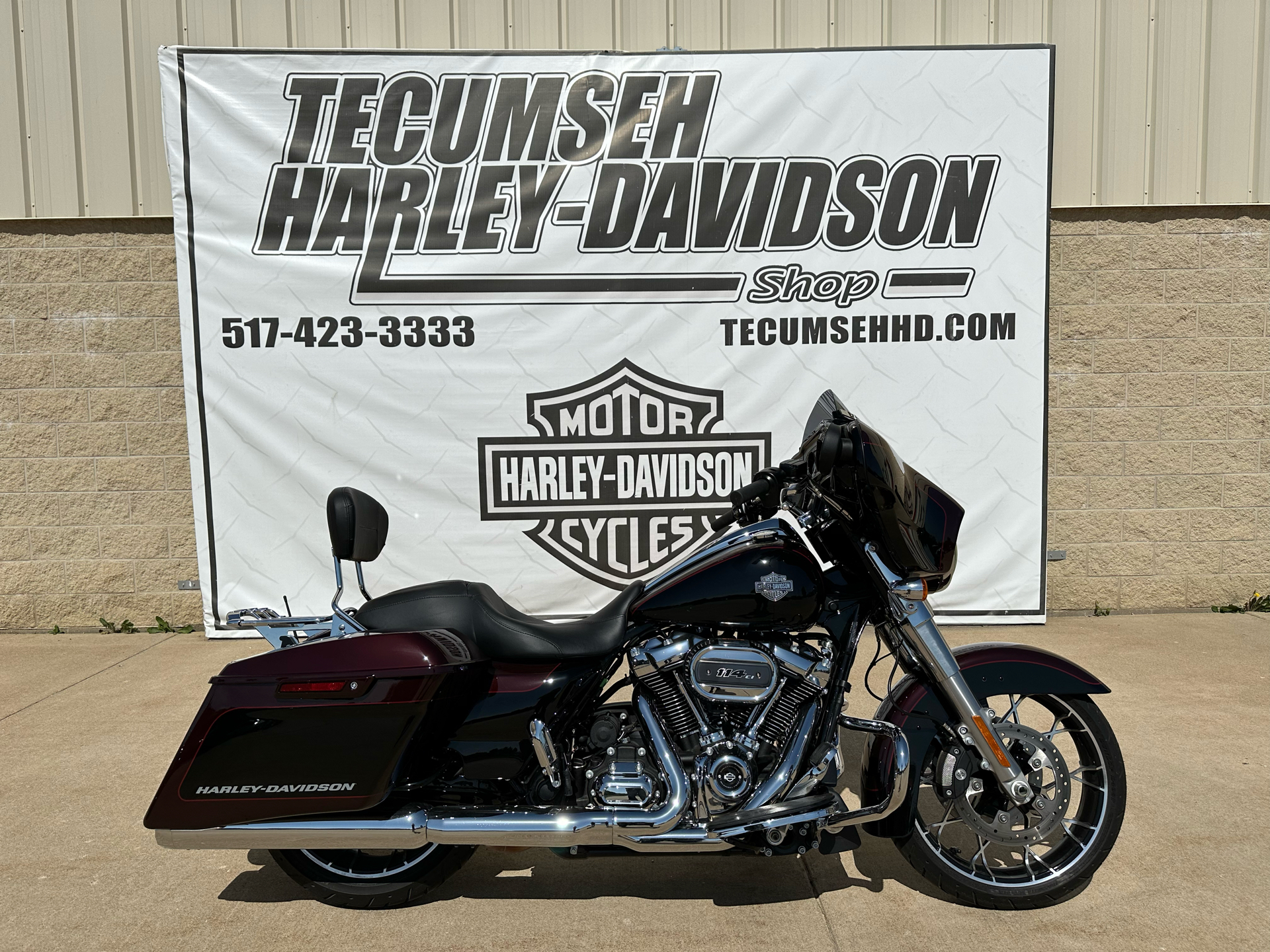 2022 Harley-Davidson Street Glide® Special in Tecumseh, Michigan - Photo 1