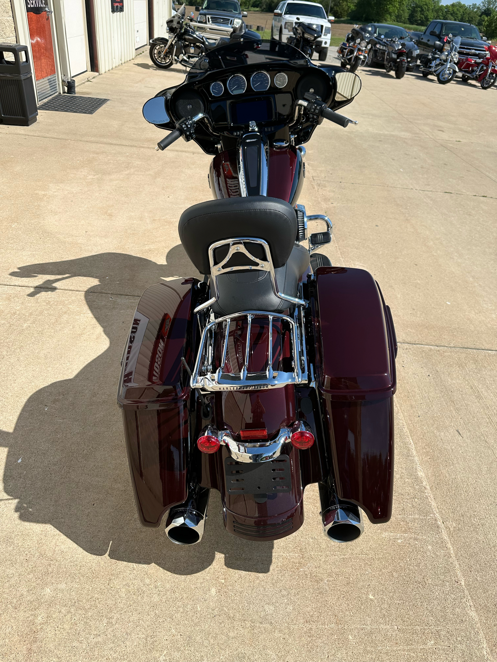 2022 Harley-Davidson Street Glide® Special in Tecumseh, Michigan - Photo 5