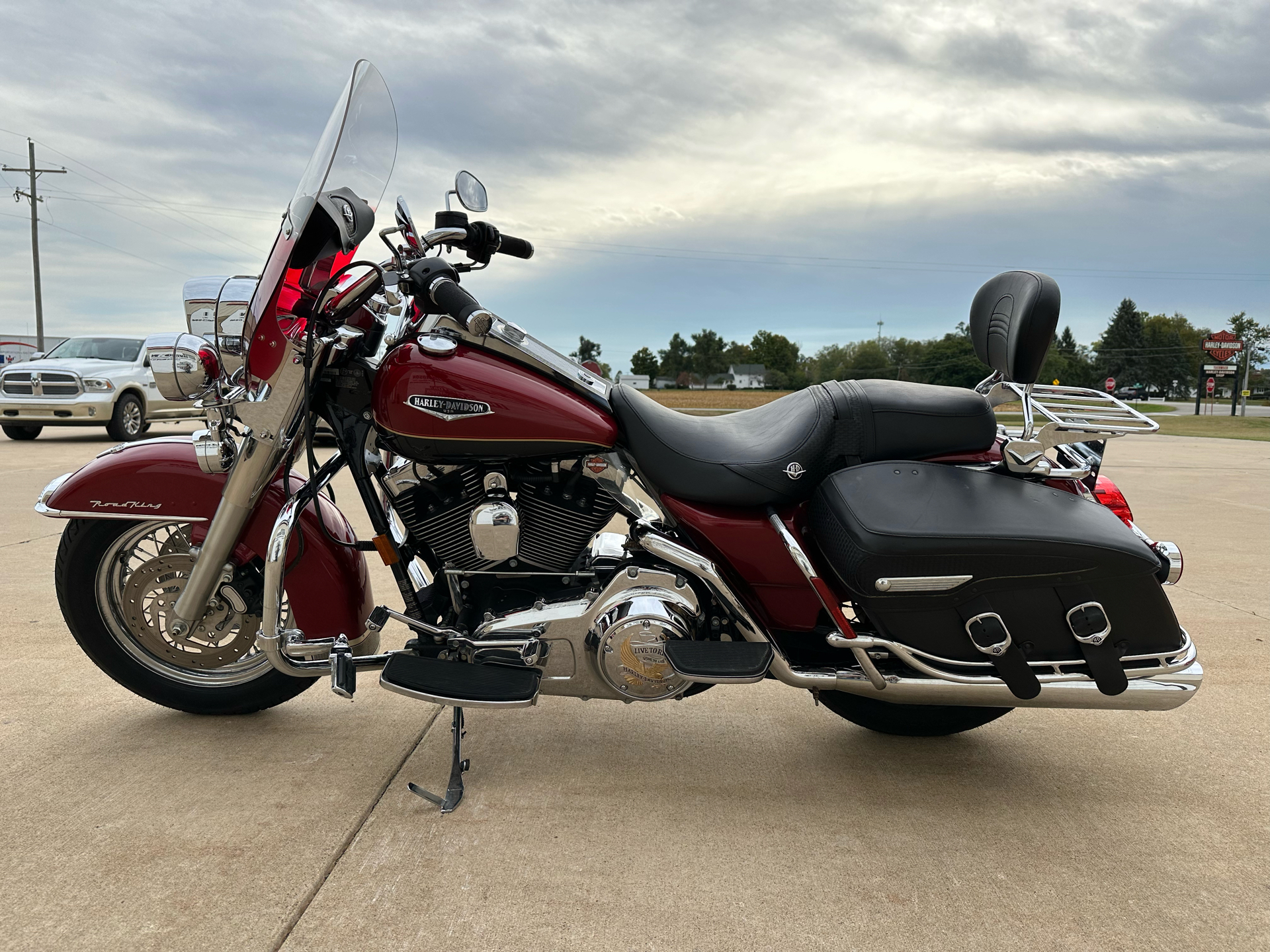 2007 Harley-Davidson FLHRC Road King® Classic in Tecumseh, Michigan - Photo 6