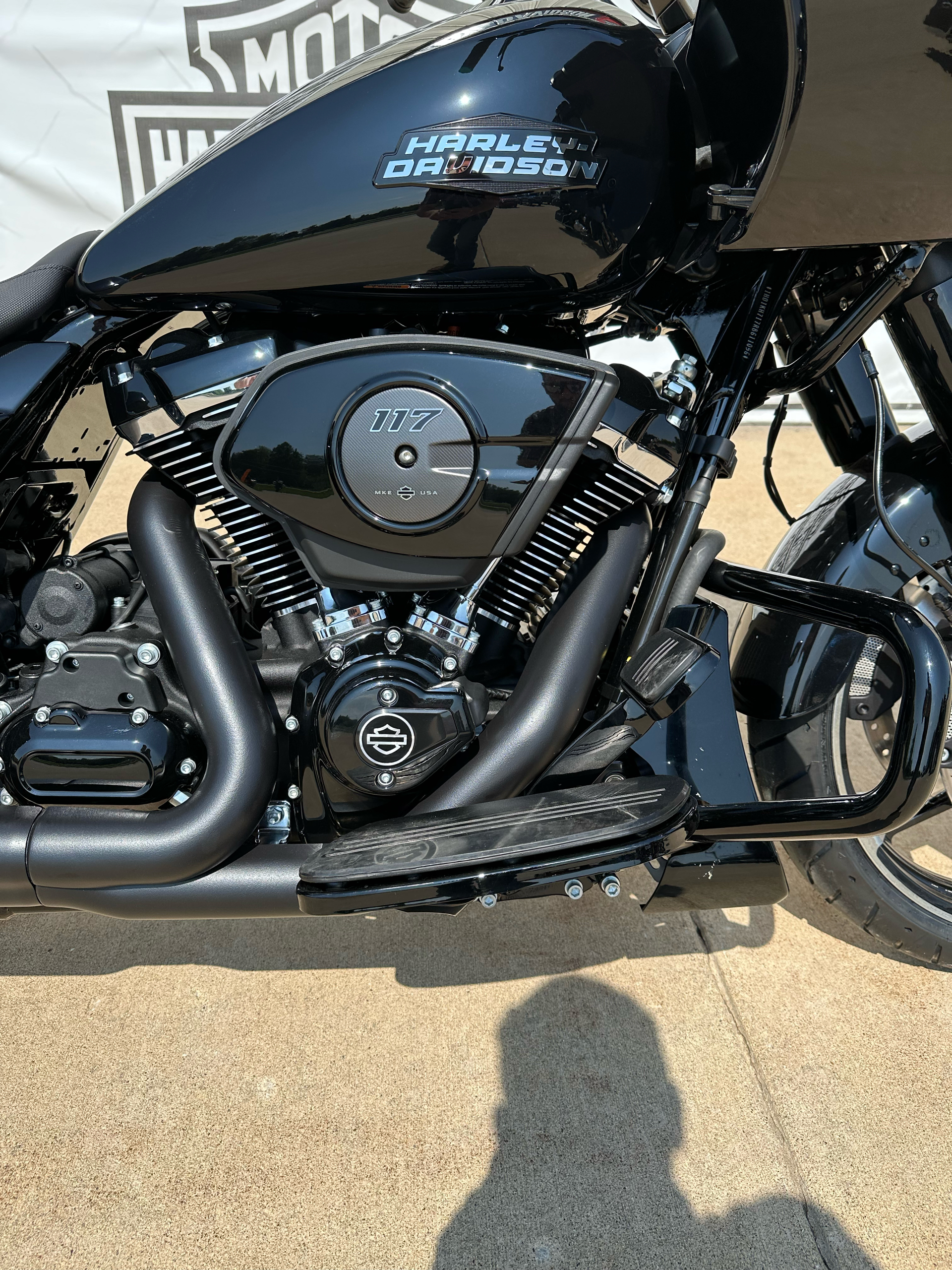 2024 Harley-Davidson Road Glide® in Tecumseh, Michigan - Photo 5