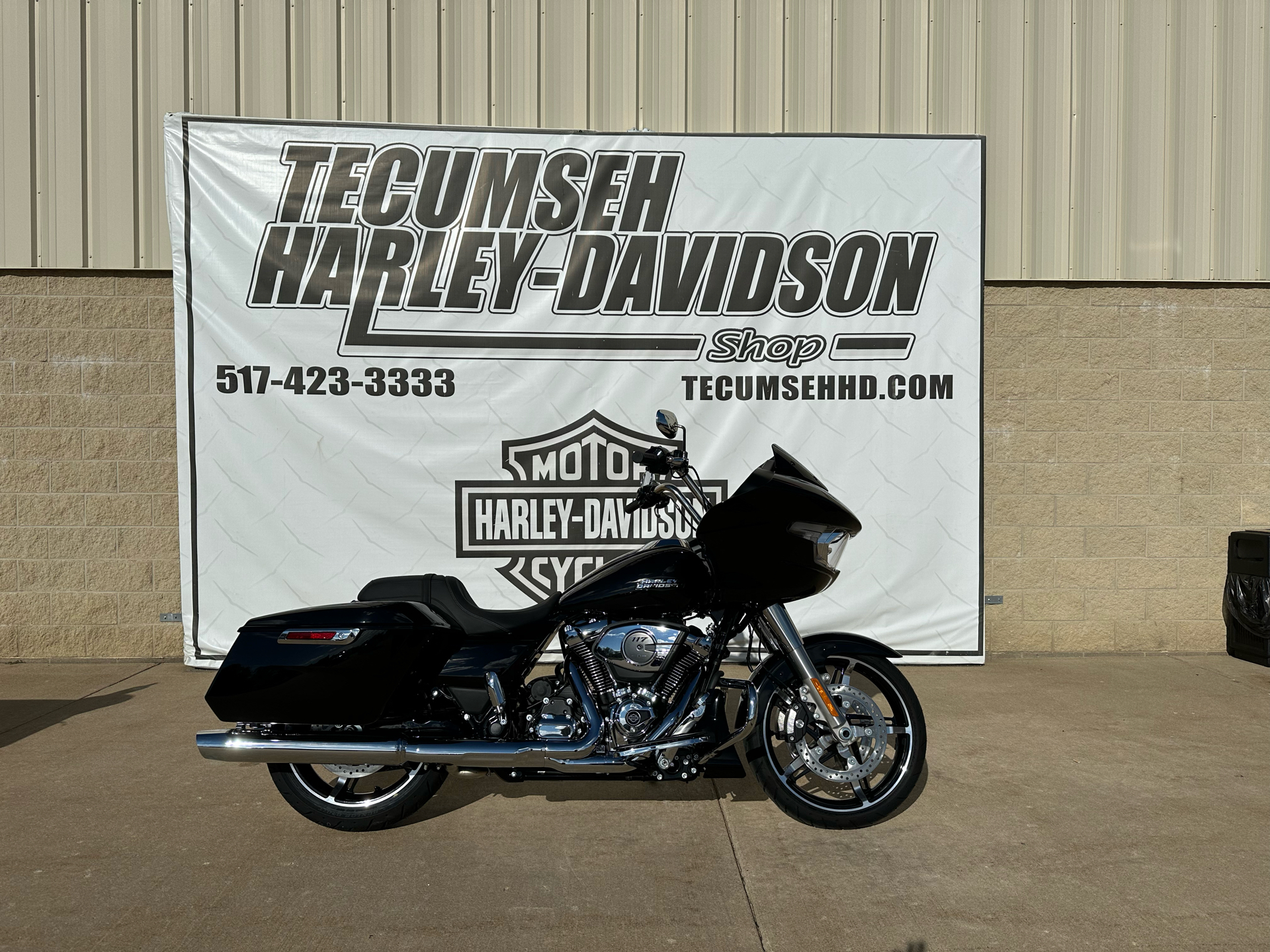 2024 Harley-Davidson Road Glide® in Tecumseh, Michigan - Photo 1