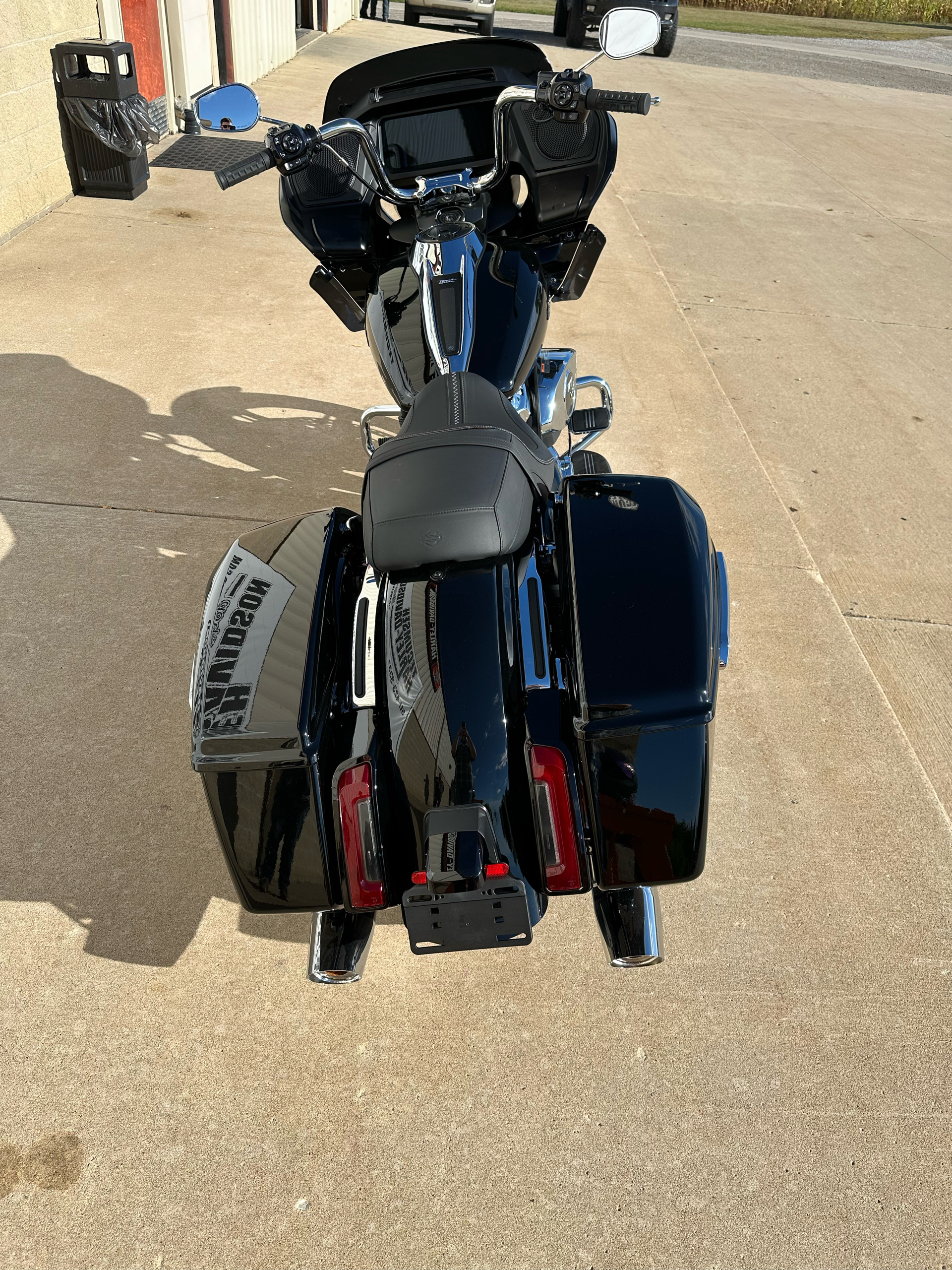 2024 Harley-Davidson Road Glide® in Tecumseh, Michigan - Photo 4