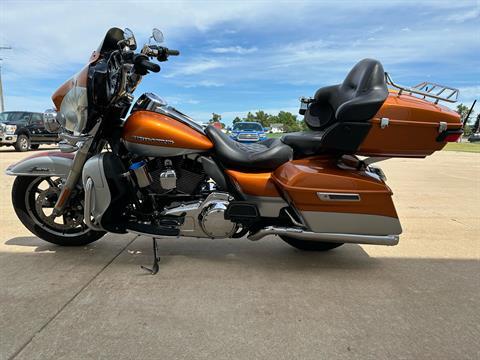 2014 Harley-Davidson Electra Glide® Ultra Classic® in Tecumseh, Michigan - Photo 6
