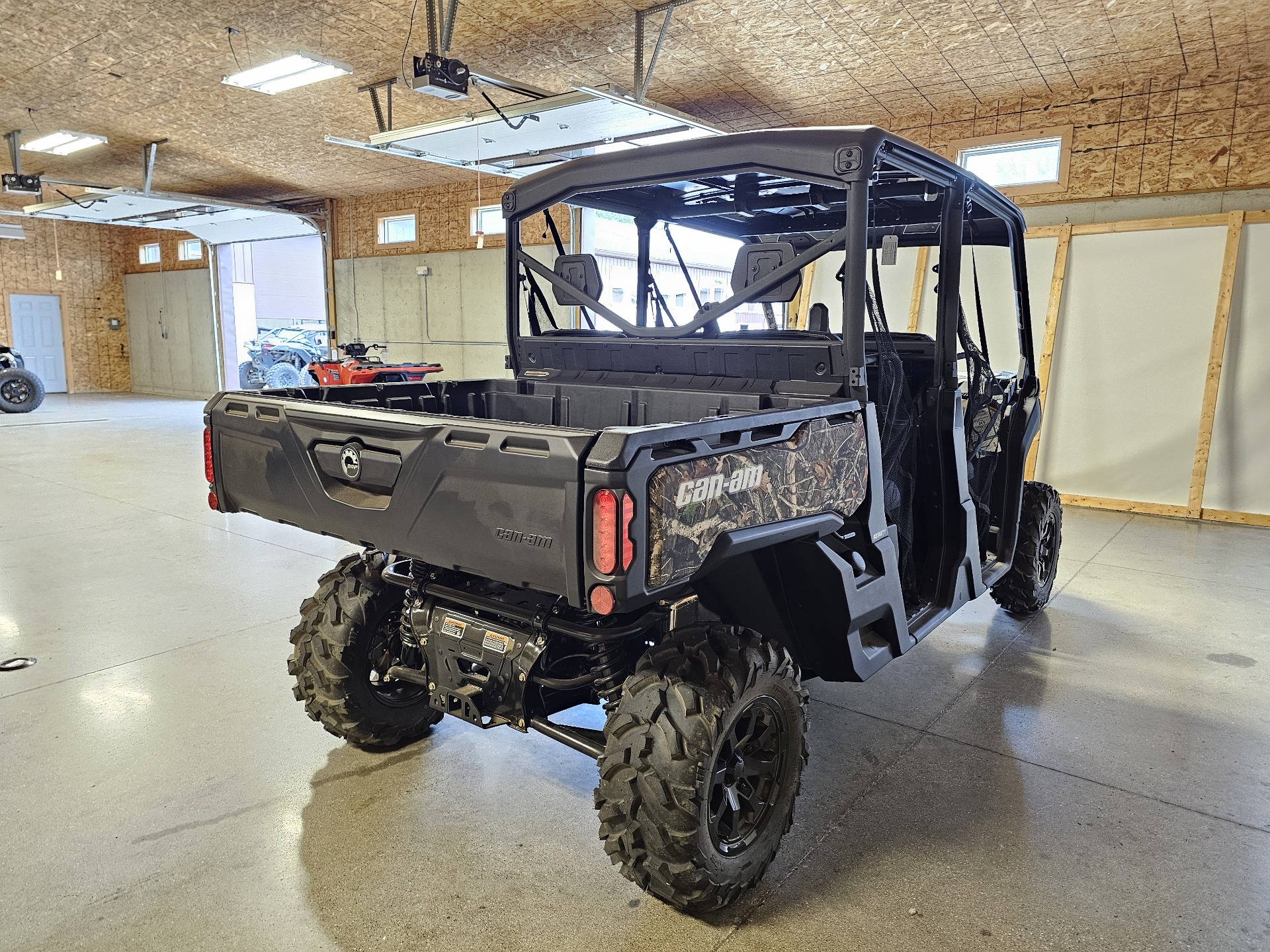 2024 Can-Am Defender MAX XT HD10 in Cement City, Michigan - Photo 6