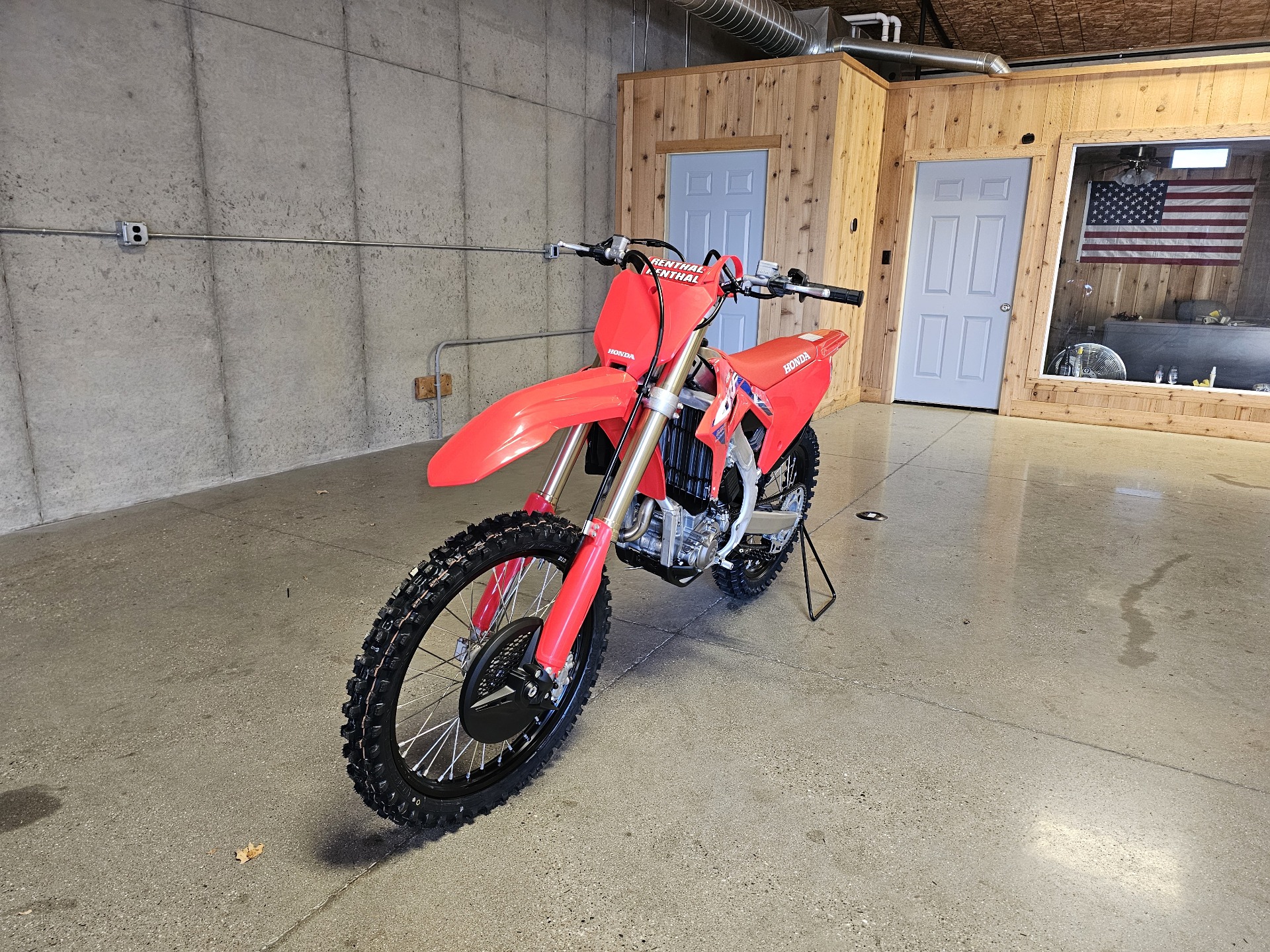 2024 Honda CRF450R in Cement City, Michigan - Photo 2