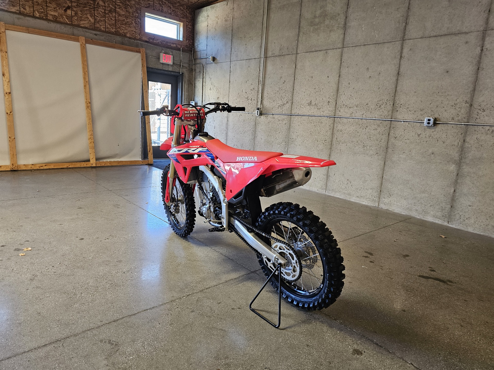 2024 Honda CRF450R in Cement City, Michigan - Photo 8