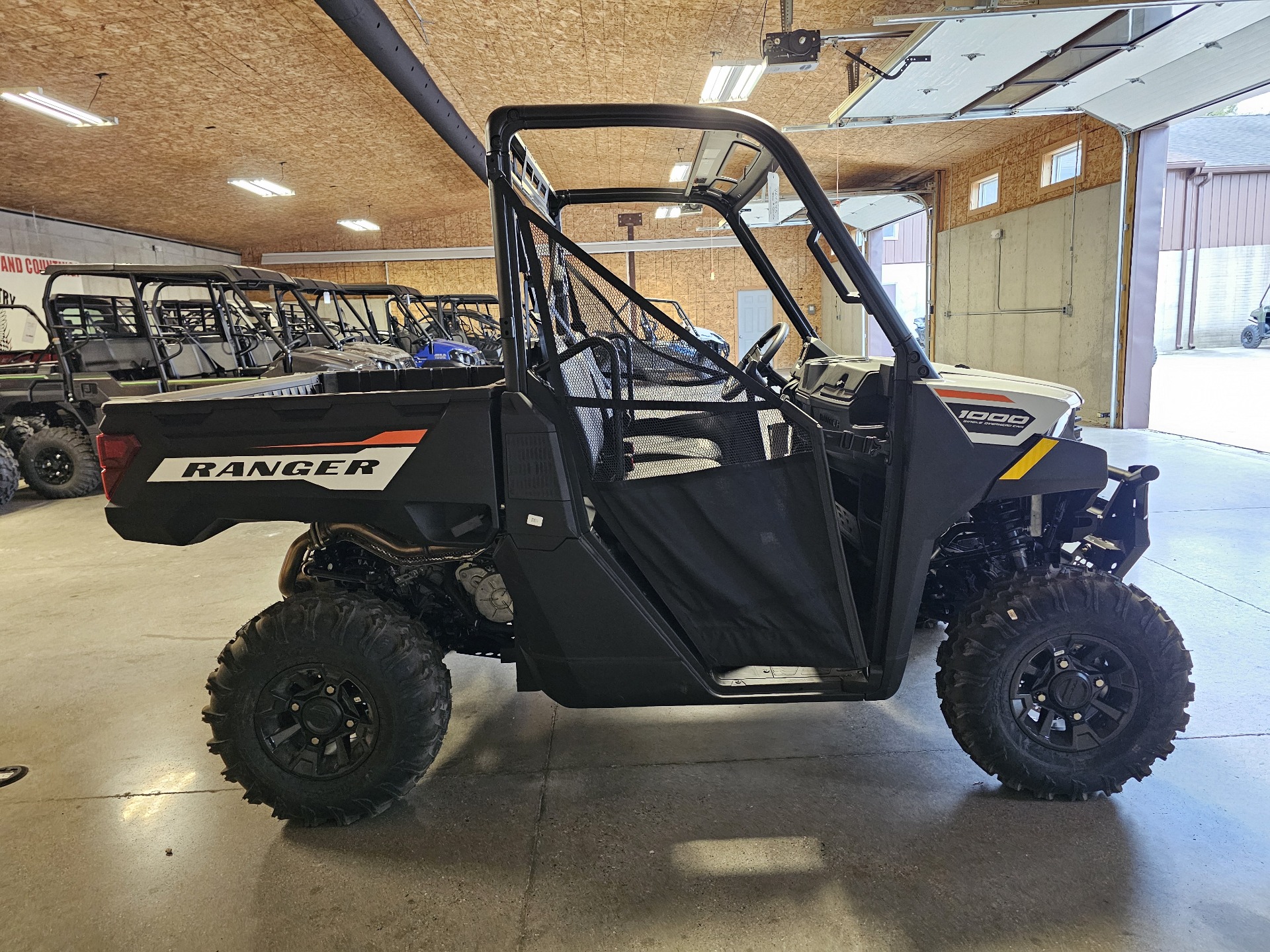 2024 Polaris Ranger 1000 Premium in Cement City, Michigan - Photo 5