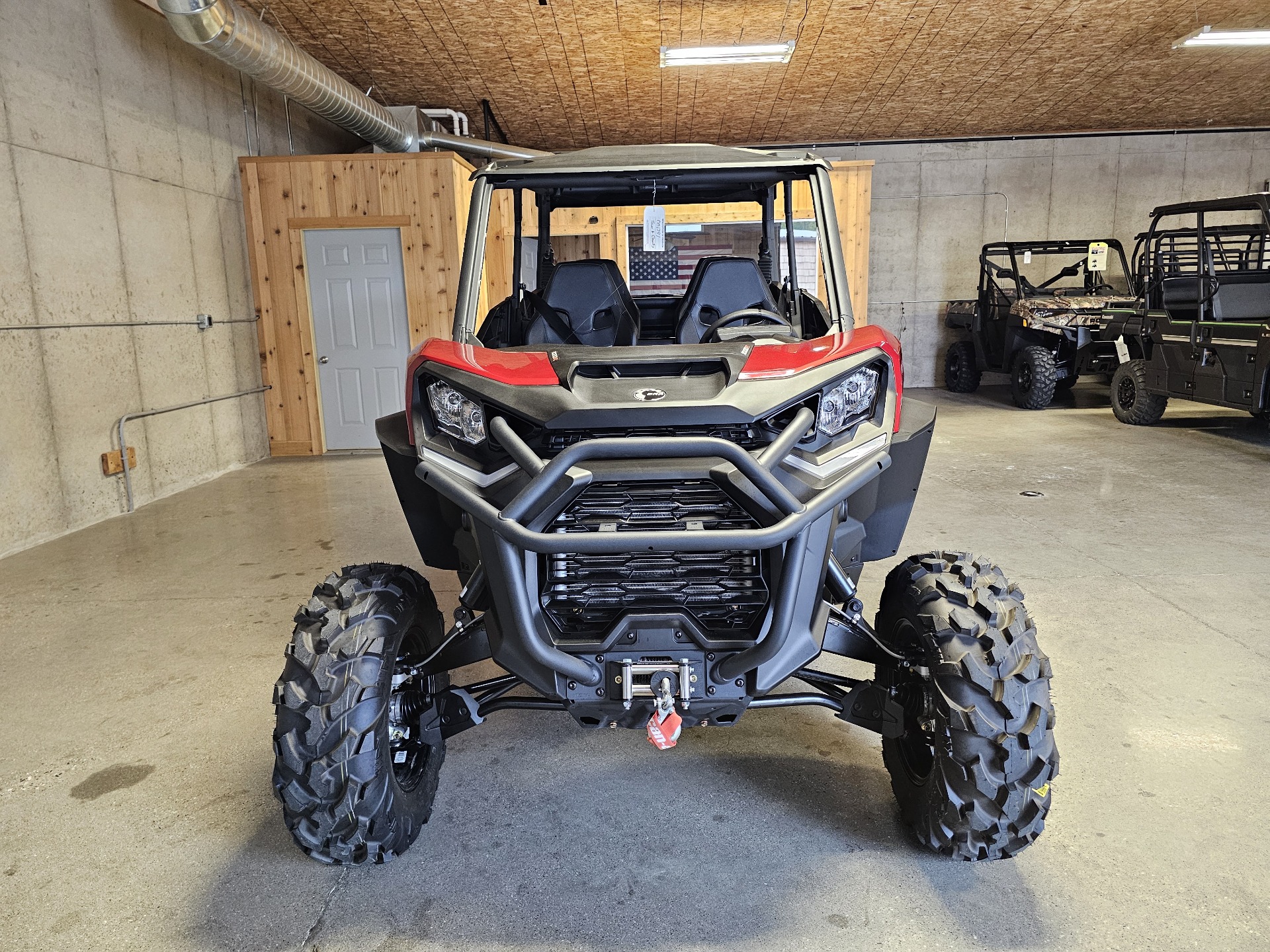 2024 Can-Am Commander MAX XT 1000R in Cement City, Michigan - Photo 3