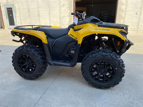 2023 Can-Am Outlander XT 700 in Cement City, Michigan - Photo 1