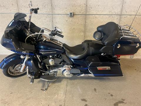 2012 Harley-Davidson Road Glide® Ultra in Cement City, Michigan - Photo 7