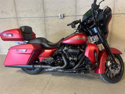 2019 Harley-Davidson Street Glide® Special in Cement City, Michigan - Photo 1