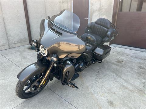 2021 Harley-Davidson CVO™ Limited in Cement City, Michigan - Photo 4