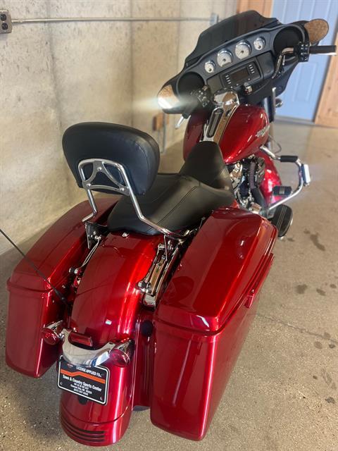 2019 Harley-Davidson Street Glide® in Cement City, Michigan - Photo 3