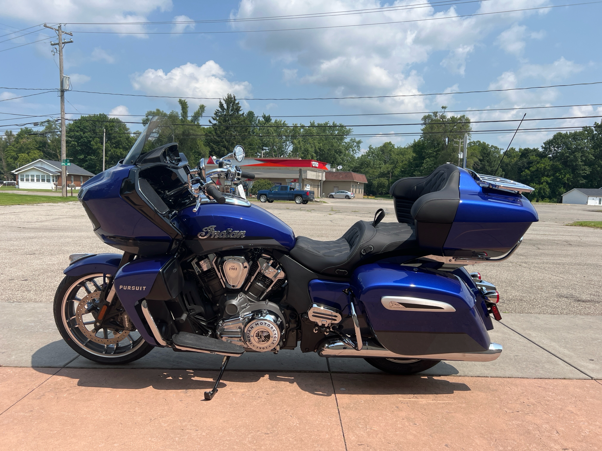 2024 Indian Motorcycle Pursuit® Limited in Michigan Center, Michigan - Photo 3