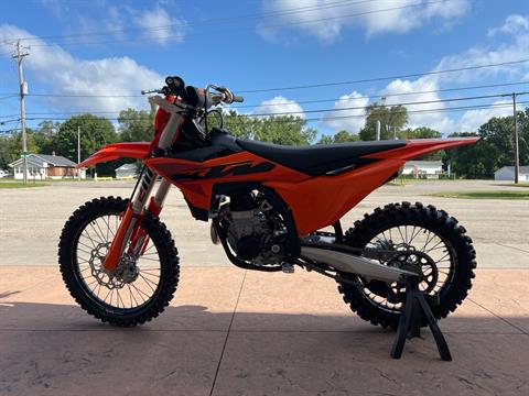 2025 KTM 450 SX-F in Michigan Center, Michigan - Photo 3