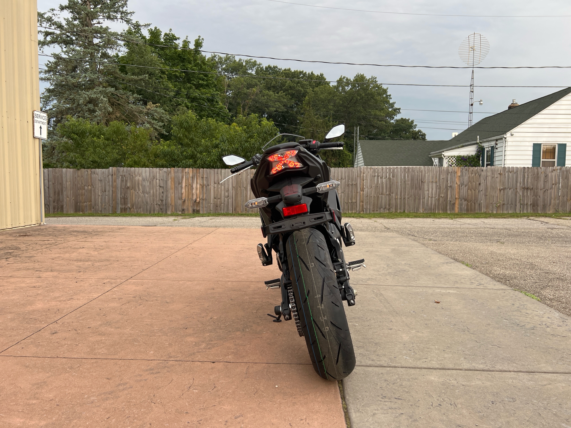 2024 Kawasaki Ninja 650 in Michigan Center, Michigan - Photo 2