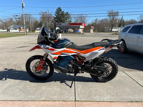 2024 KTM 890 Adventure R in Michigan Center, Michigan - Photo 3