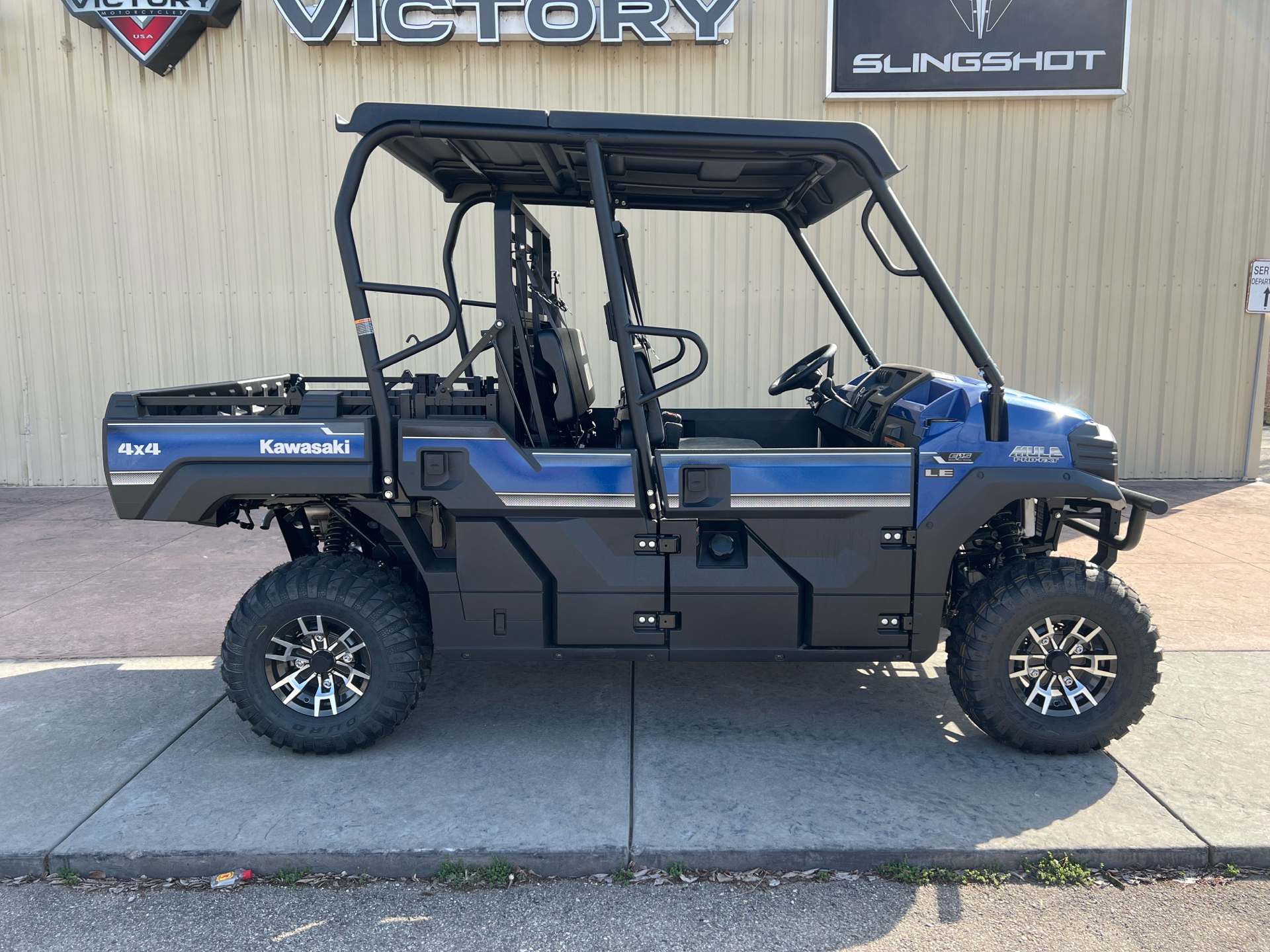 2023 Kawasaki MULE PRO-FXT EPS LE in Michigan Center, Michigan - Photo 1