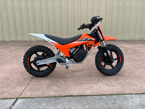 2024 KTM SX-E 2 in Michigan Center, Michigan - Photo 1