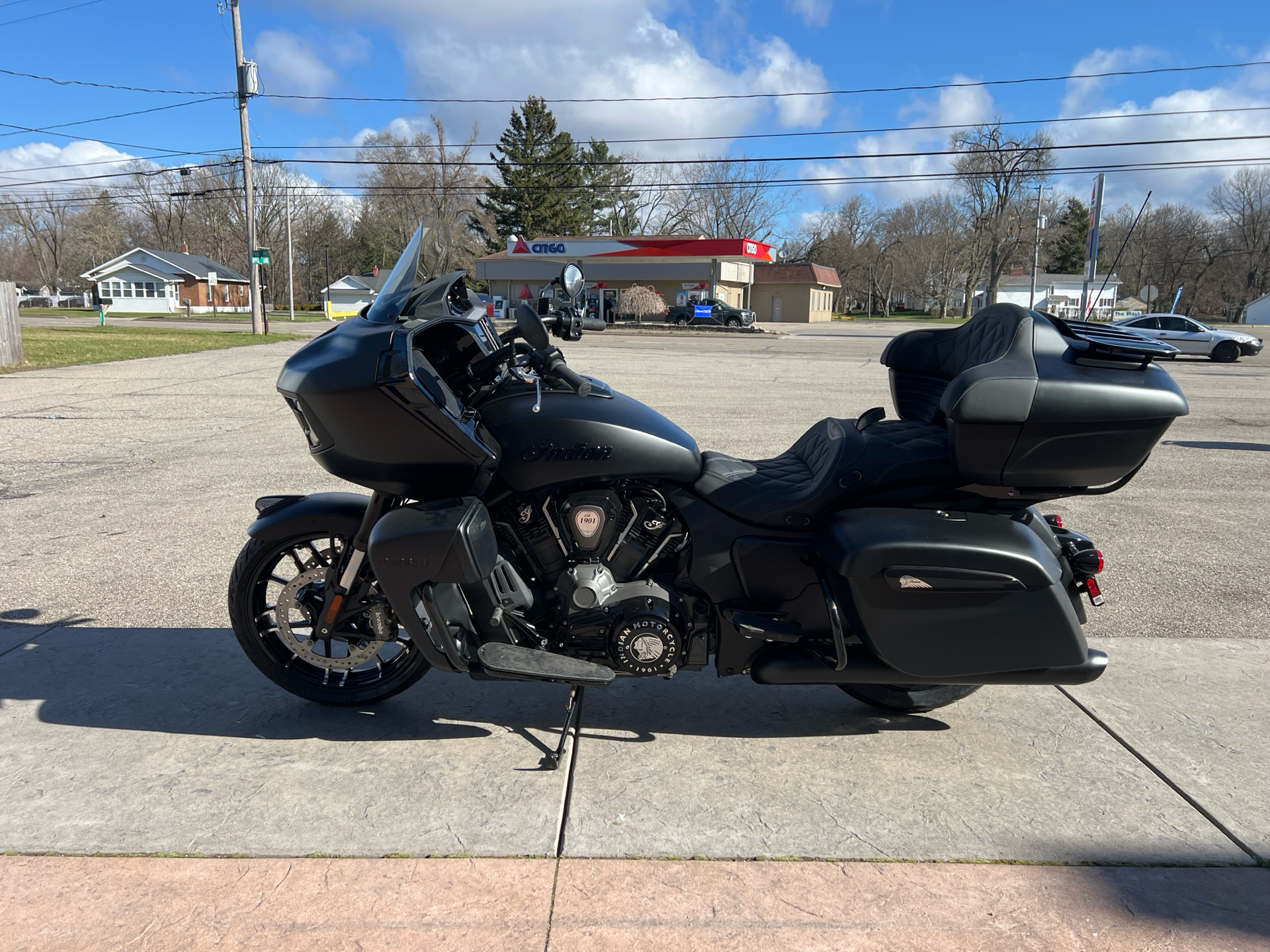 2024 Indian Motorcycle Pursuit® Dark Horse® in Michigan Center, Michigan - Photo 3