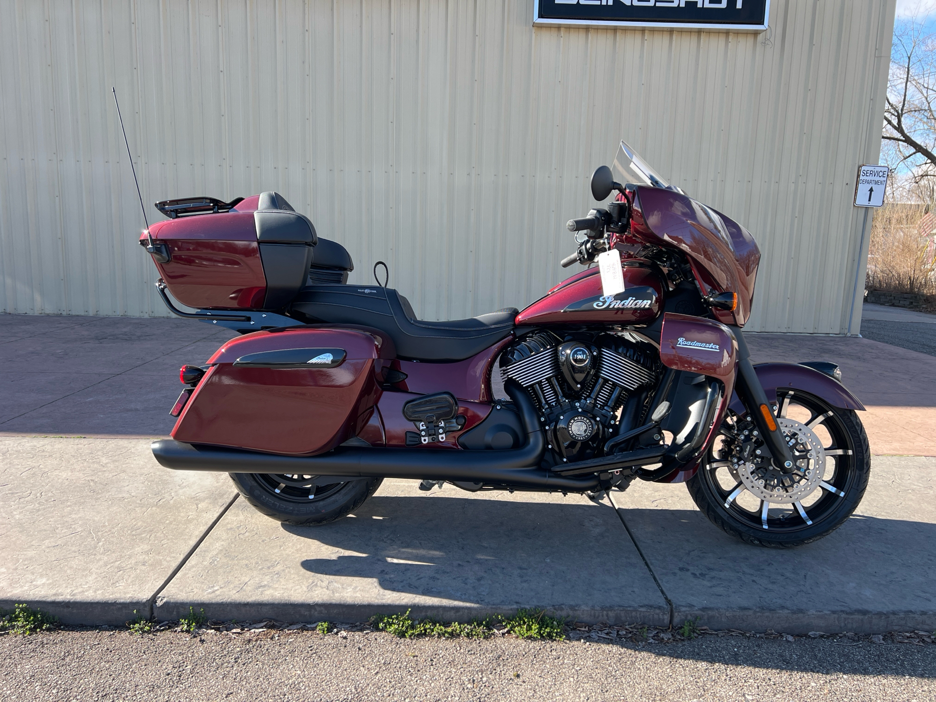 2024 Indian Motorcycle Roadmaster® Dark Horse® in Michigan Center, Michigan - Photo 1
