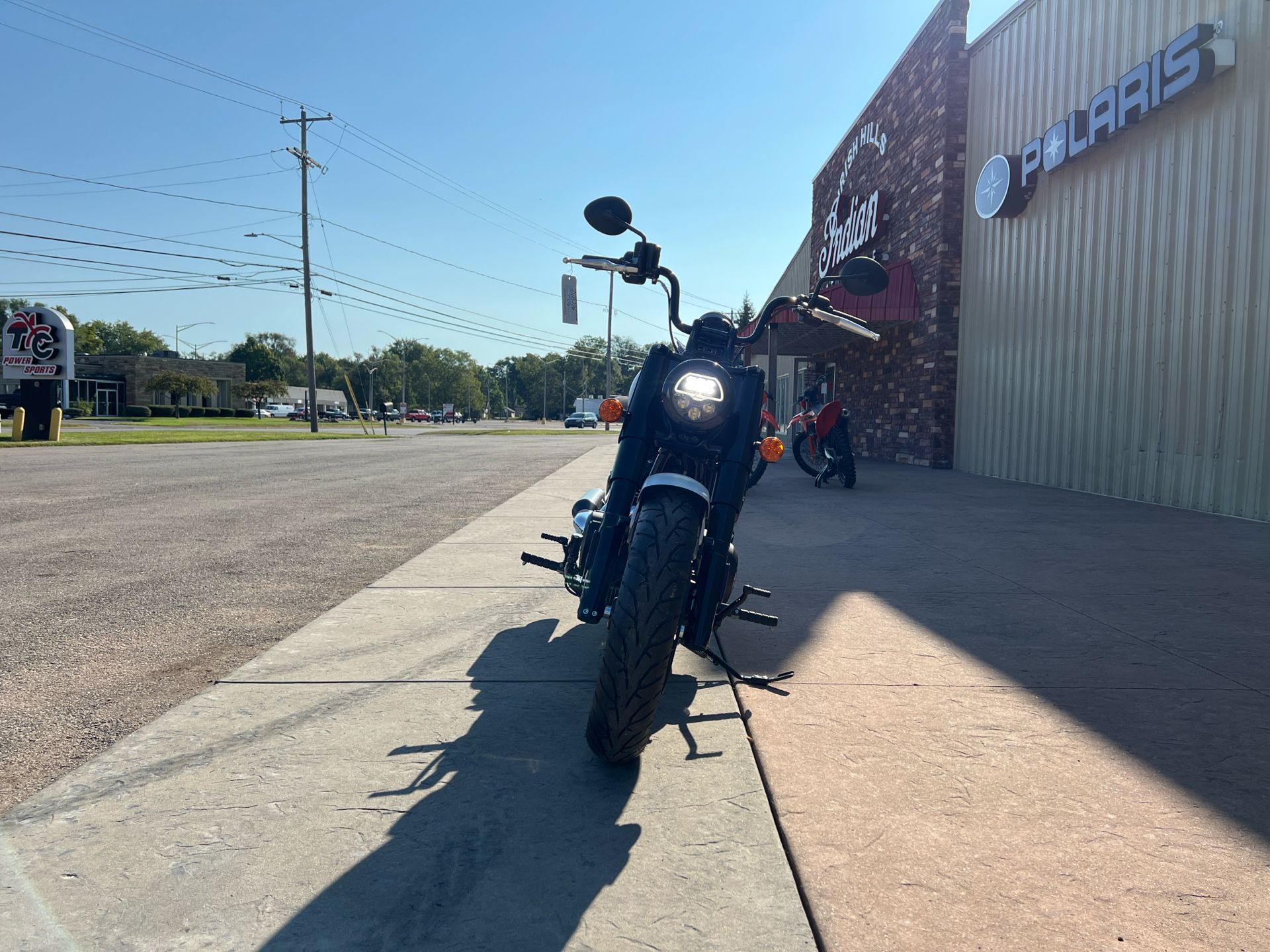 2024 Indian Motorcycle Chief Bobber in Michigan Center, Michigan - Photo 4