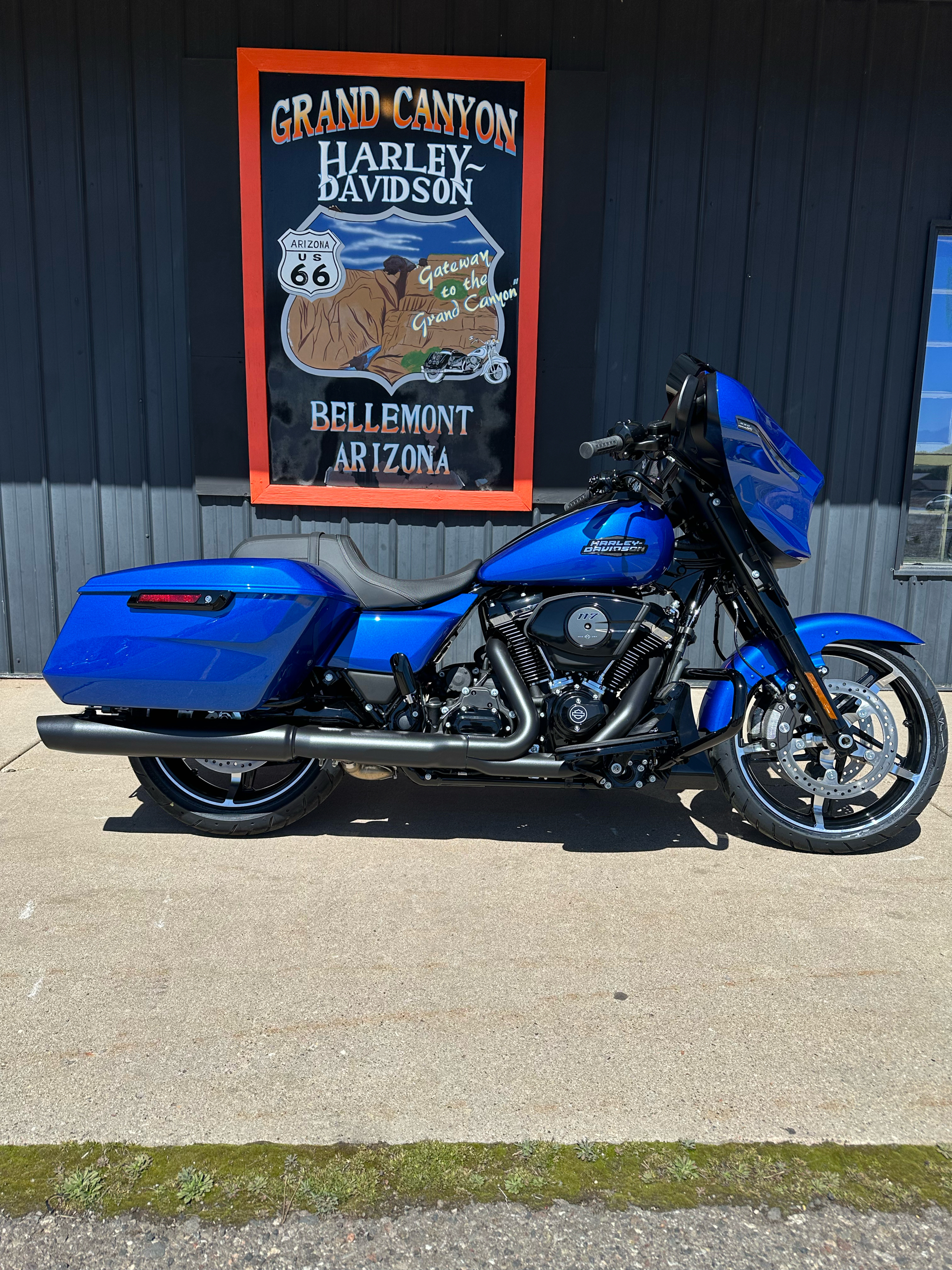 2024 Harley-Davidson Street Glide® in Bellemont, Arizona - Photo 4