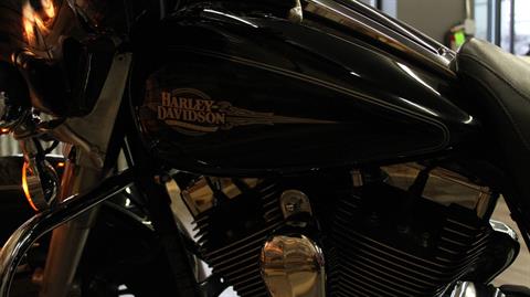 2010 Harley-Davidson Electra Glide® Classic in West Allis, Wisconsin - Photo 14