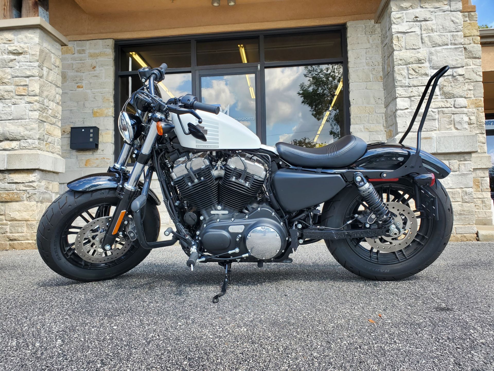 Pre-Owned Harley-Davidson Milwaukee WI - Photo 2