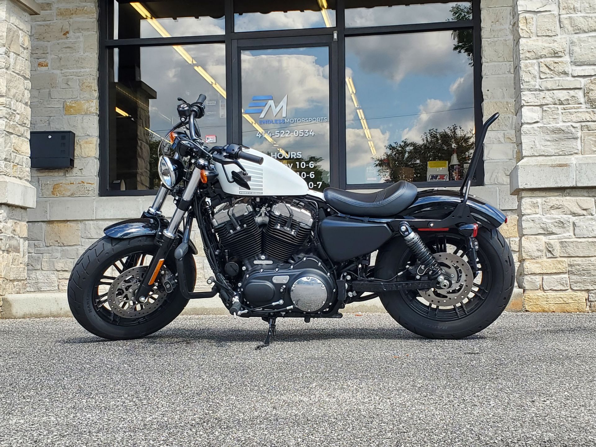 Used Harley-Davidson Sportster Milwaukee WI - Photo 3