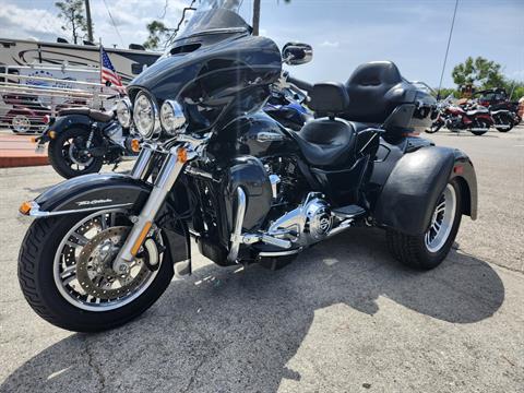 2014 Harley-Davidson Tri Glide® Ultra in Fort Myers, Florida - Photo 2
